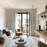 C211 Barcelona Apartments